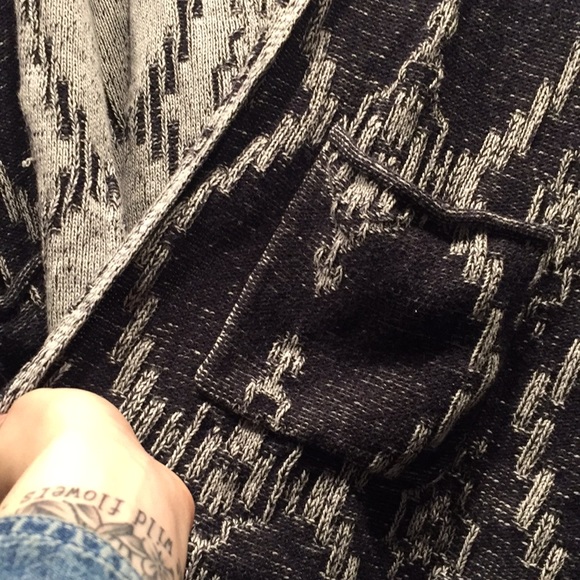 Roxy Sweater - Picture 4 of 4